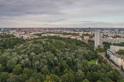 Im Volkspark Friedrichshain